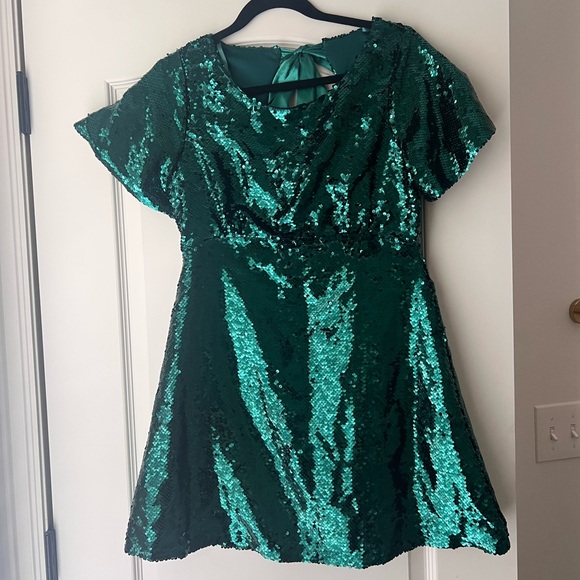 Green Sequin Bow Back Tie Mini Dress NWT - Picture 4 of 6